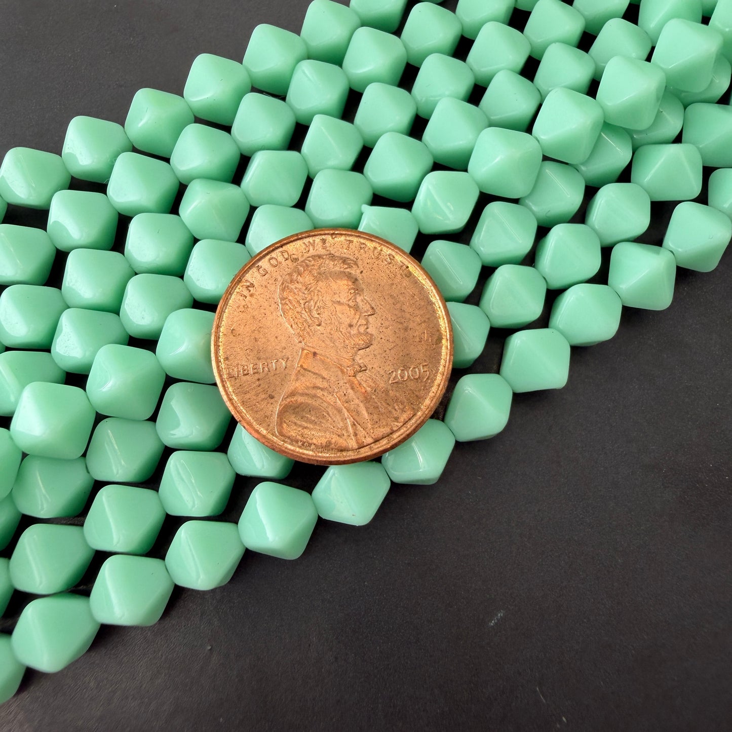 Mint 6mm Bicone