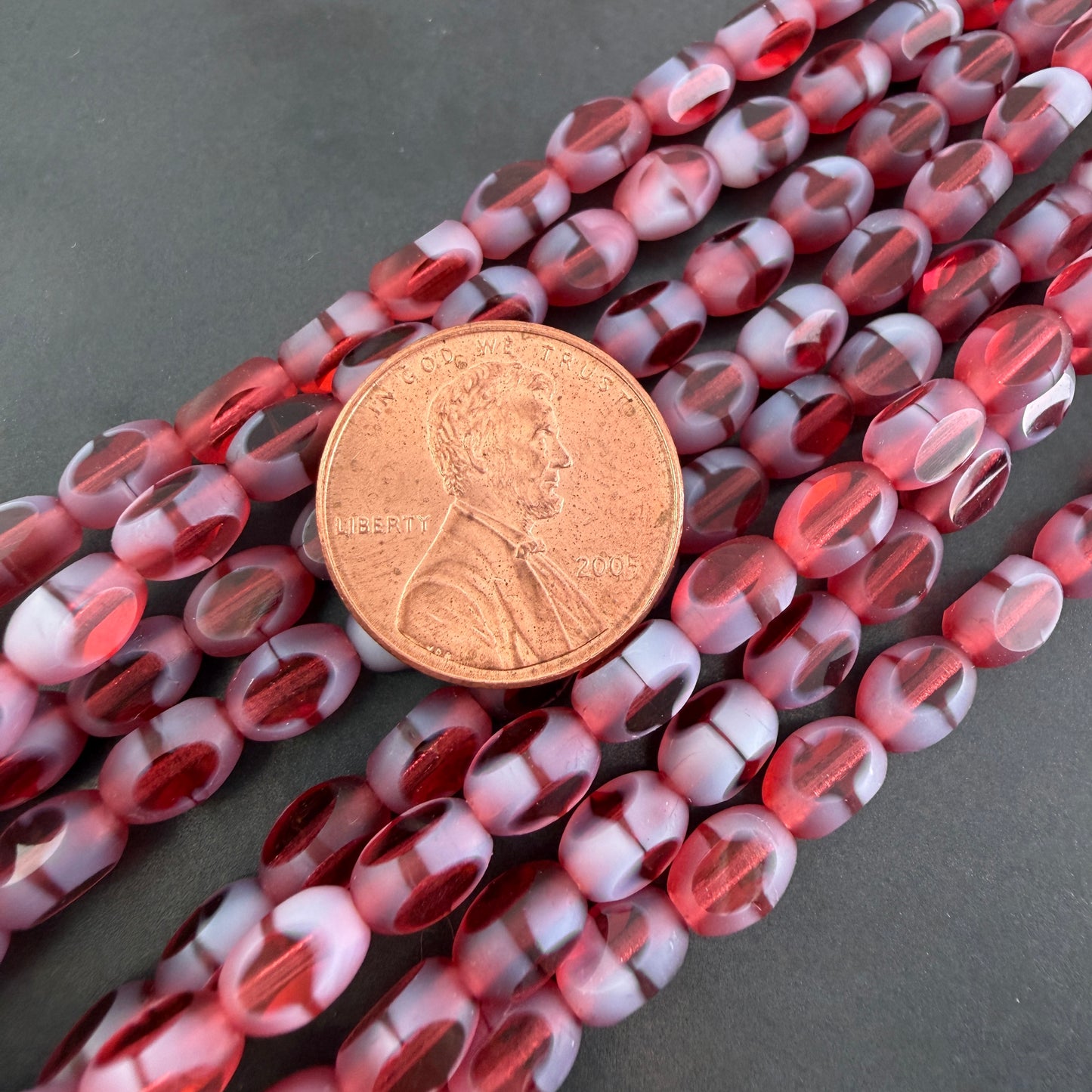 Transparent Crimson Red/White Table Cut Oval