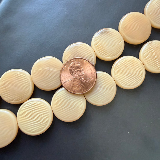 Beige Disc, 18mm, 12 Beads