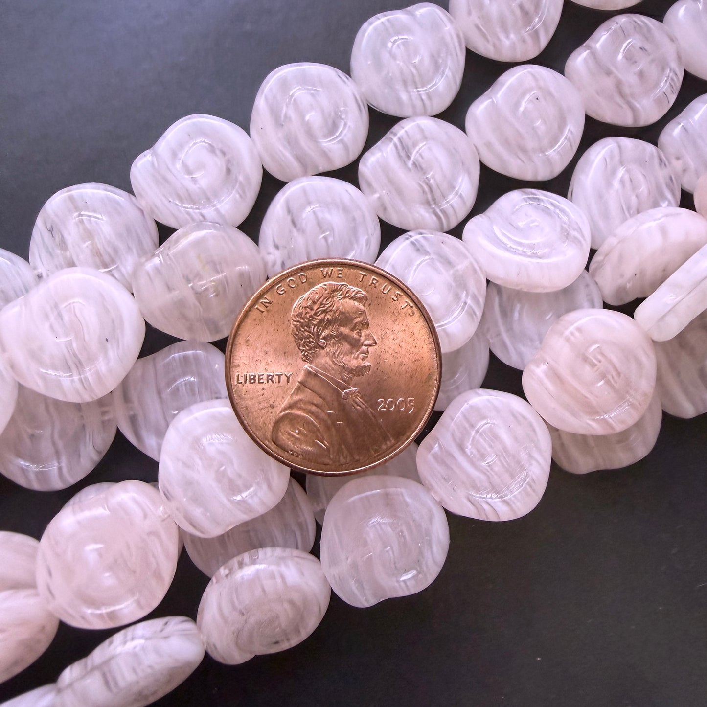 Light Pink/White Snail Shell 12mm