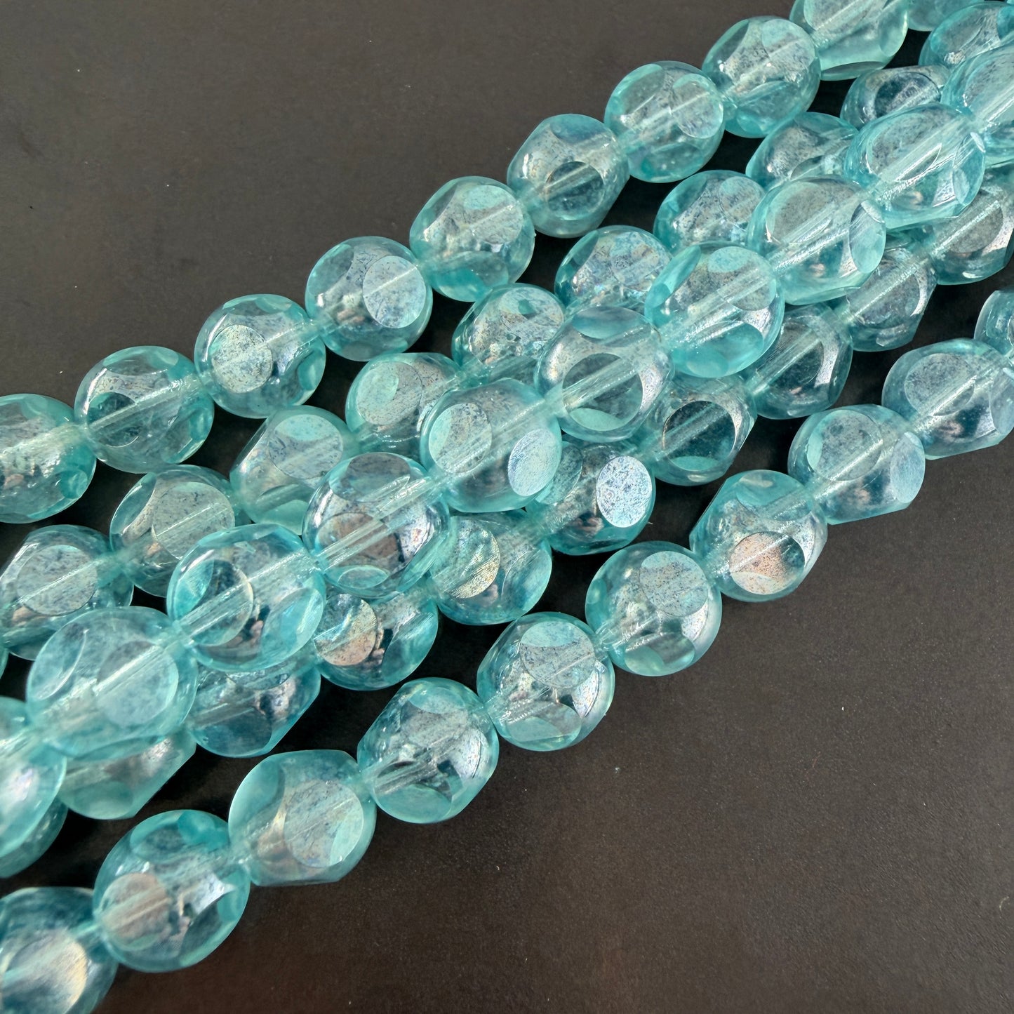 Transparent Light Aqua Luster Table Cut 8mm Druk