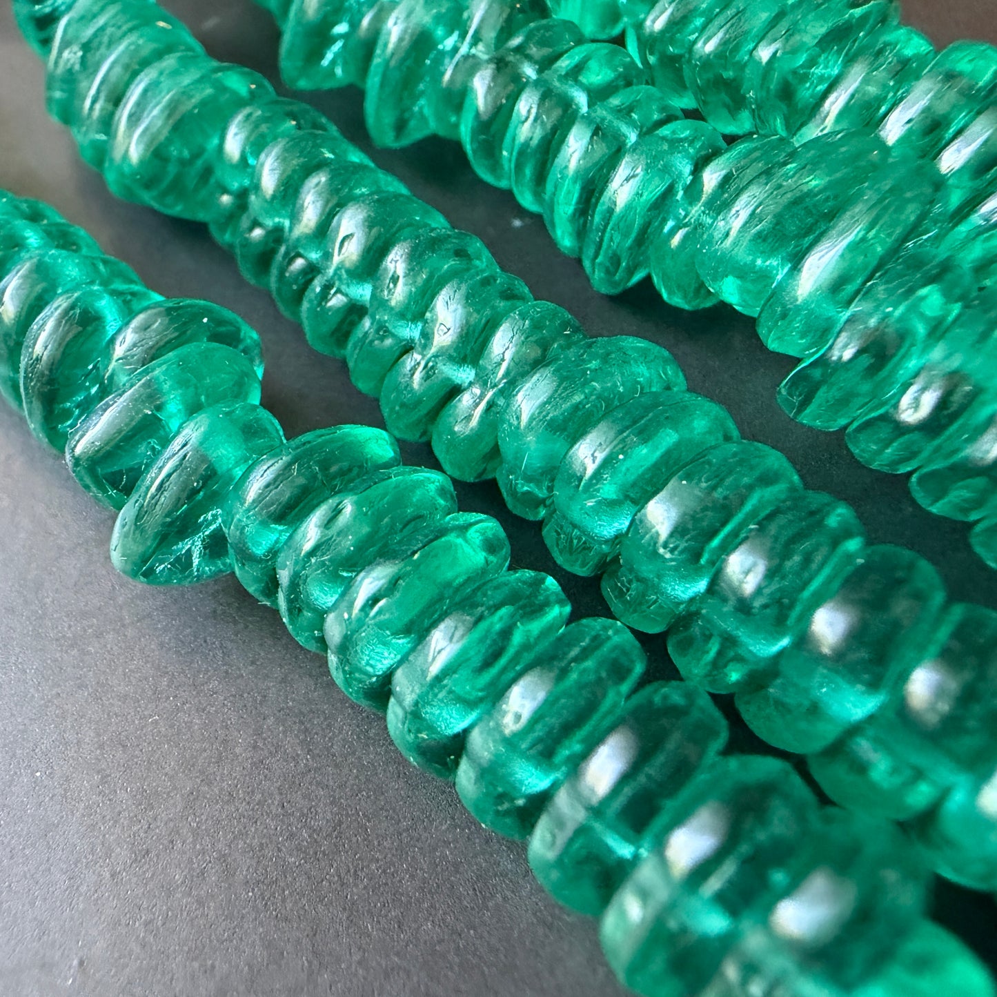 Transparent Medium Emerald Green Leaf