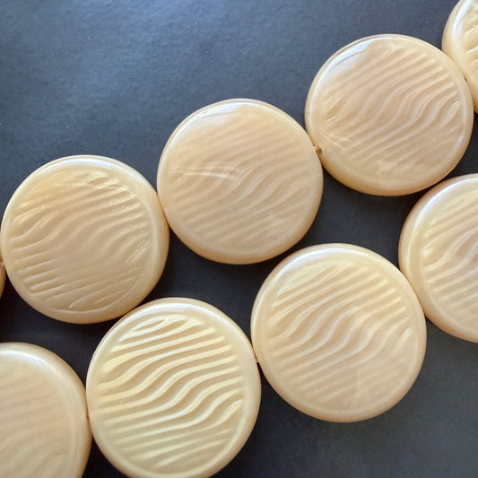 Beige Disc, 18mm, 12 Beads