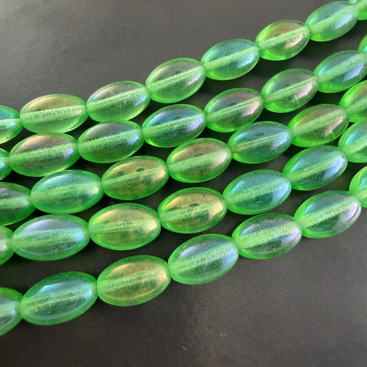 Transparent Peridot Rainbow Iris Oval