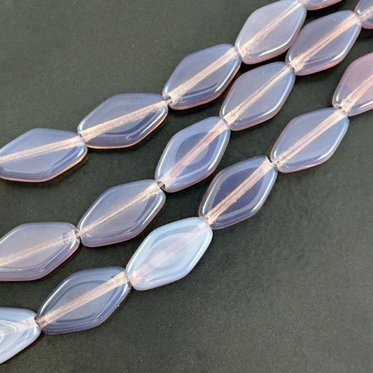 Lavender Opal Flat Diamond, 13mm, 16 Beads