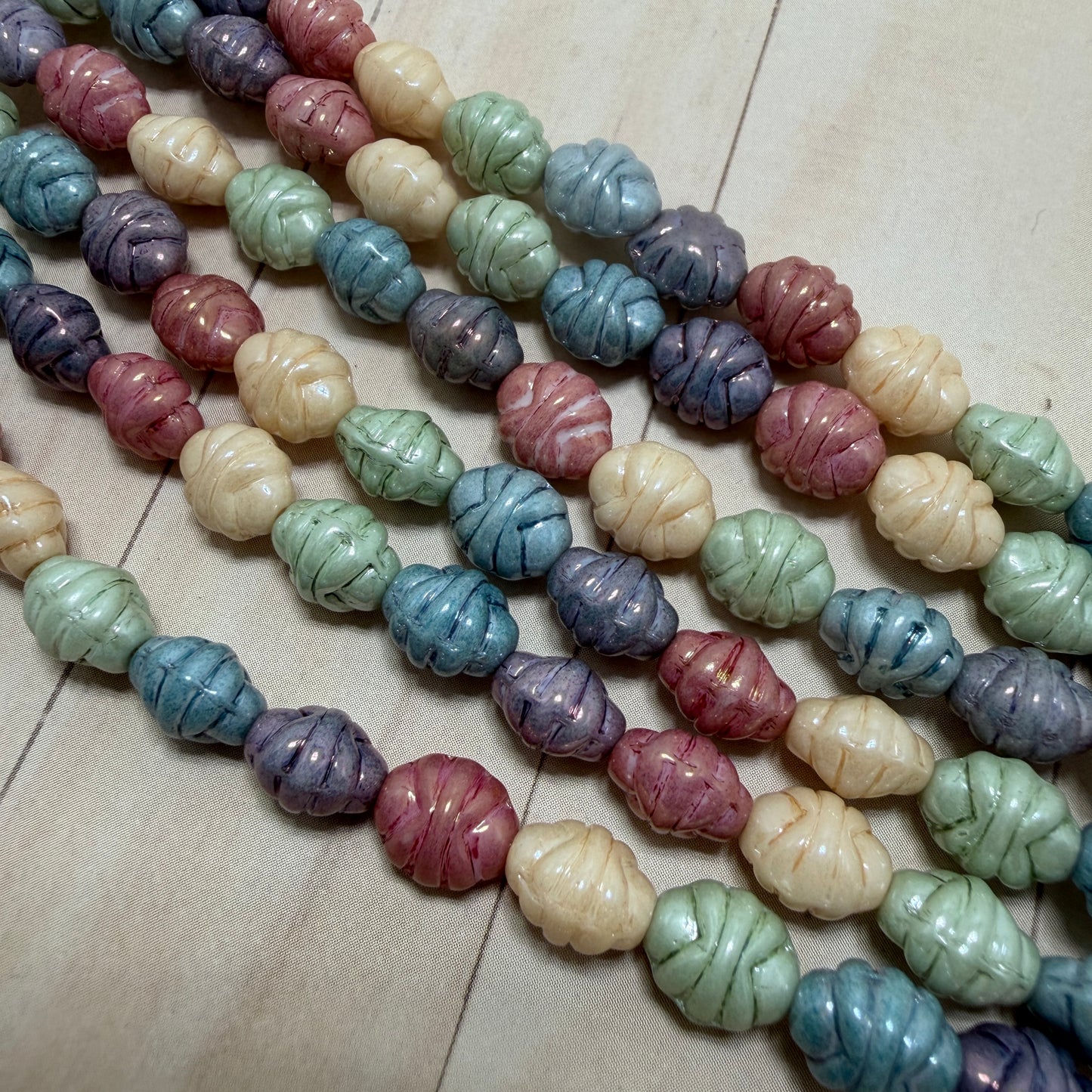 5 Color Luster Honeycomb Oval