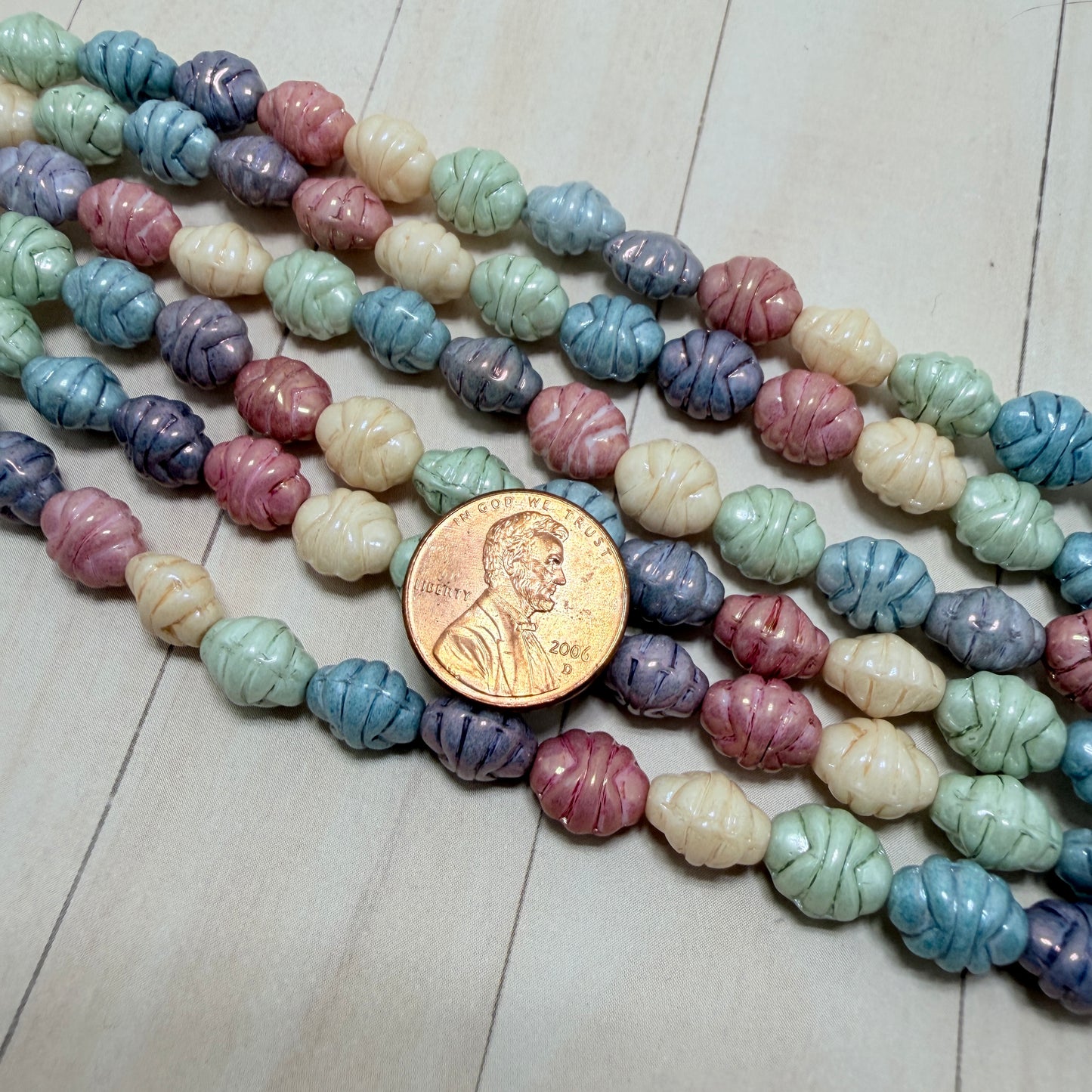 5 Color Luster Honeycomb Oval