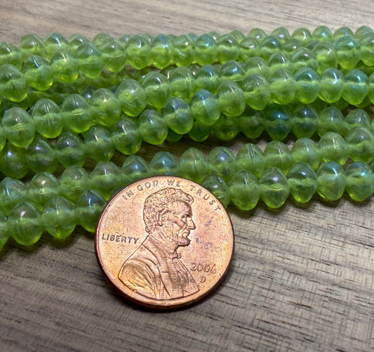 Green Rainbow Iris Rondell. 6mm. 33 beads