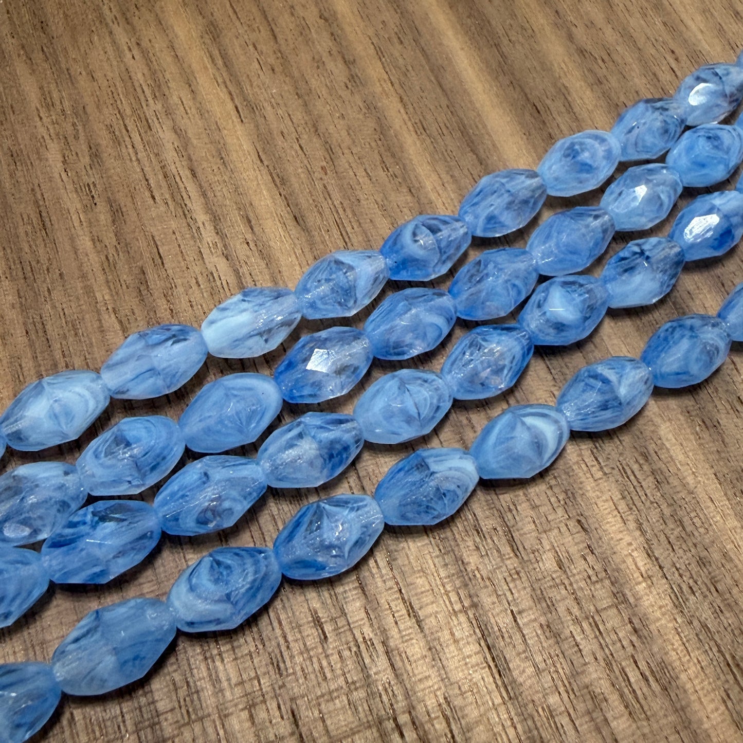 Blue/White/Crystal Faceted Oval, 10mm