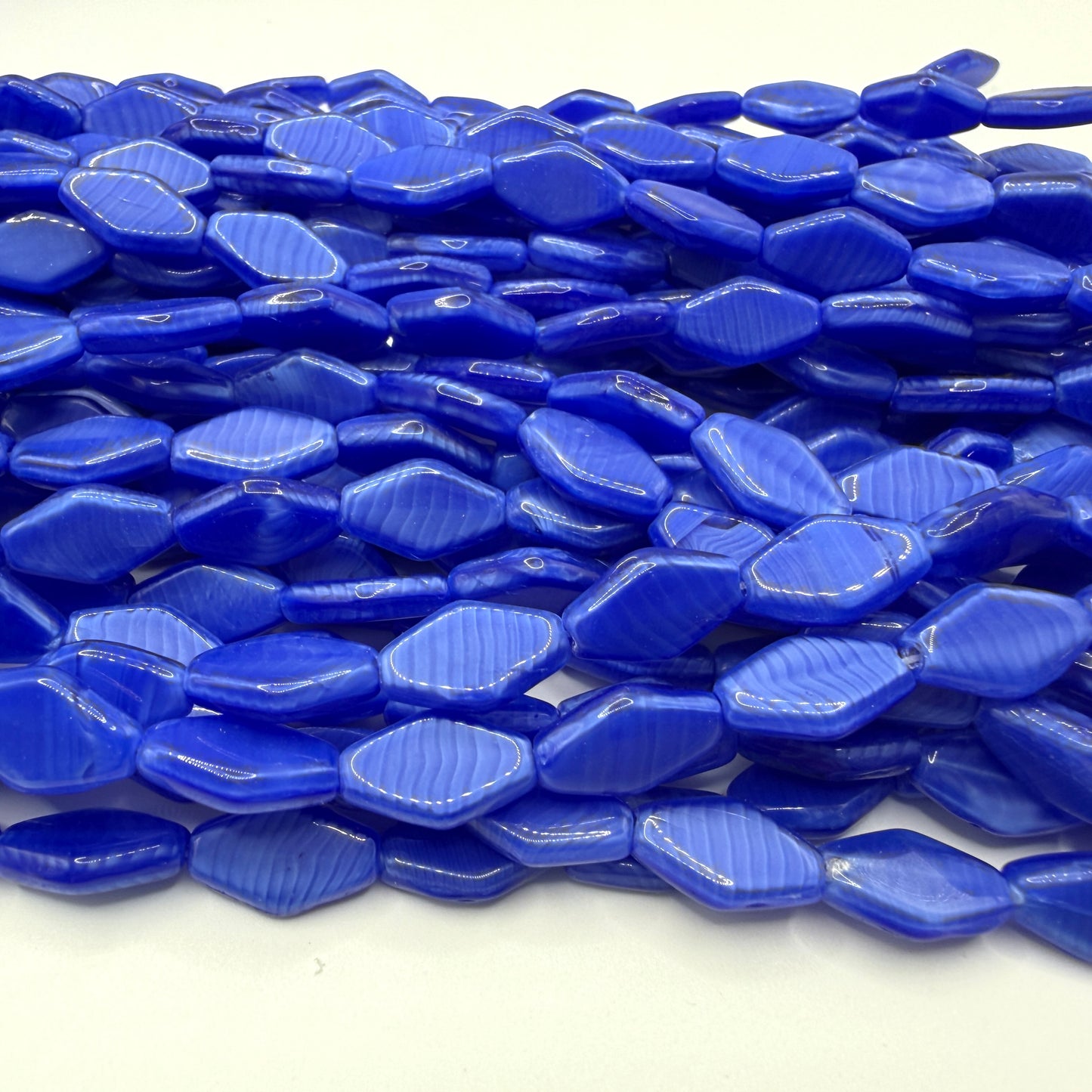 Blue Flat Diamond, 12mm, 17 Beads