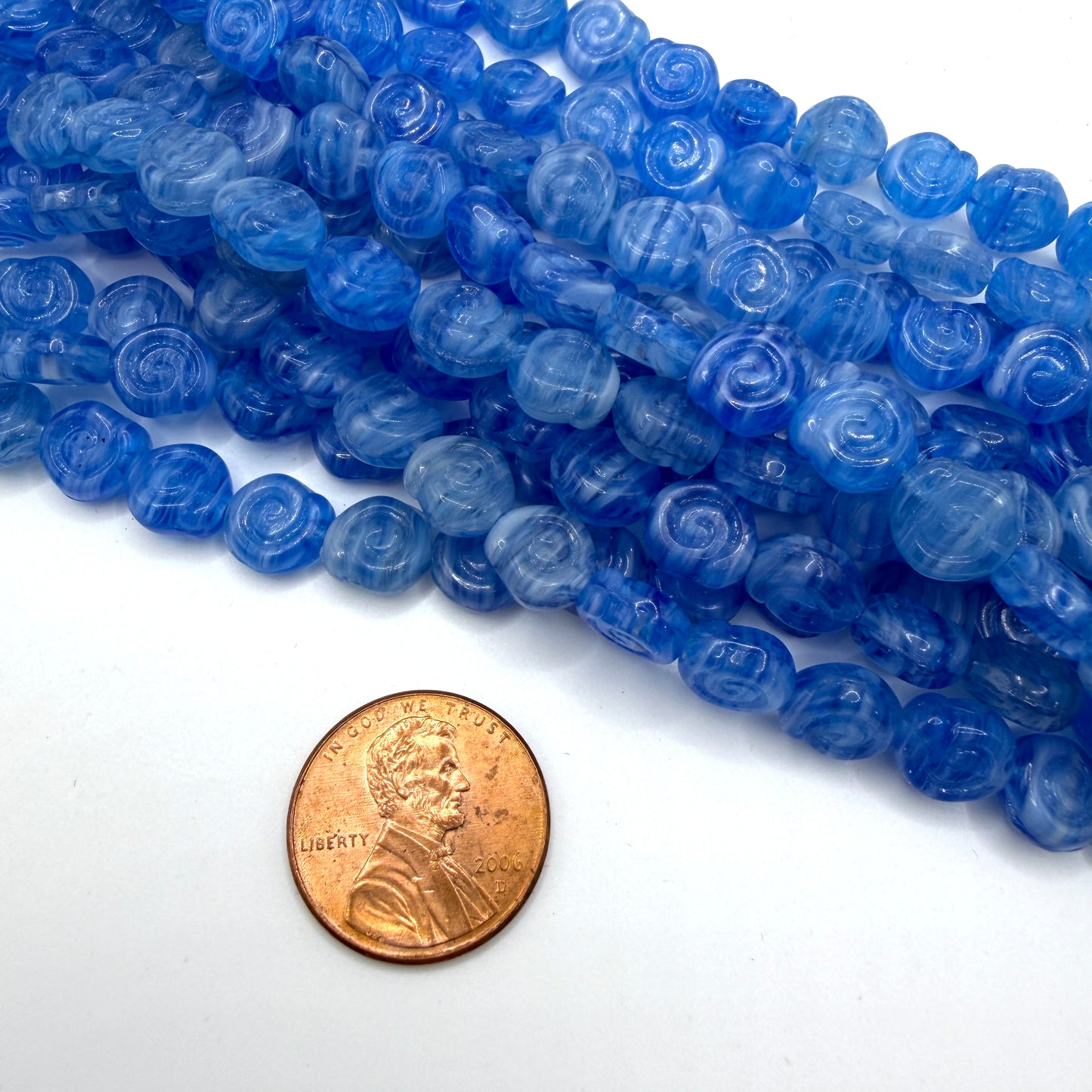 Blue and white spiral bead 8mm