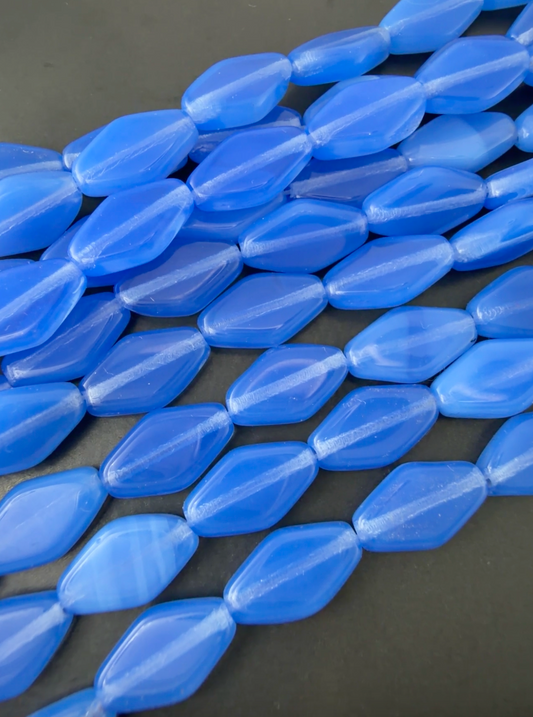 Blue Opal Flat Diamond, 12mm, 16 Beads
